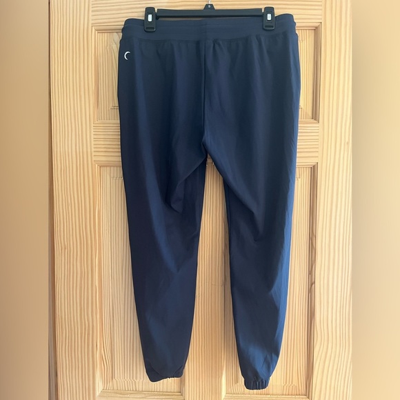 Zyia Navy Blue Peak Zippered Joggers Size Medium - Picture 4 of 8
